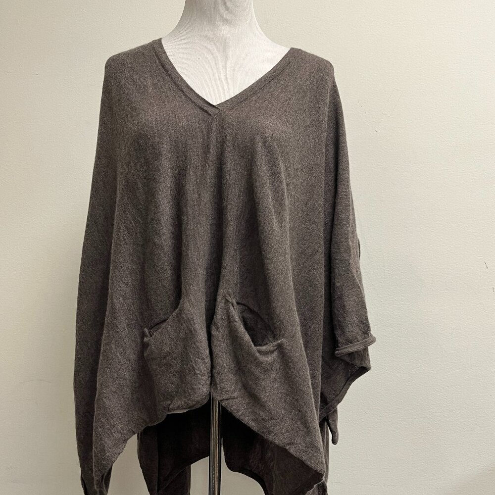 Autumn Cashmere gray cashmere poncho sweater S pockets